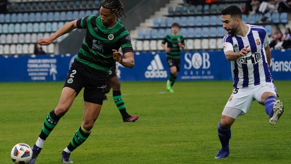 La RS Gimnástica se lleva el derbi en El Malecón