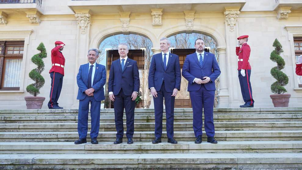 El presidente de Cantabria, Miguel Ángel Revilla; el ehendakari, Iñigo Urkullu; el presidente de la Xunta de Galicia, Alfonso Rueda, y el presidente del Principado de Asturias, Adrián Barbón, han analizado los retos comunes de estos territorios