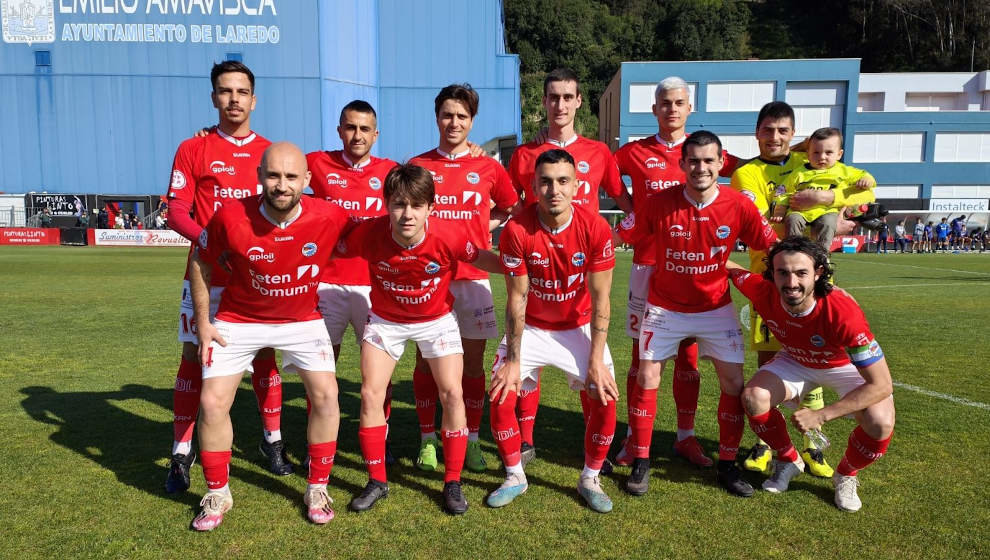 Once inicial del CD Laredo