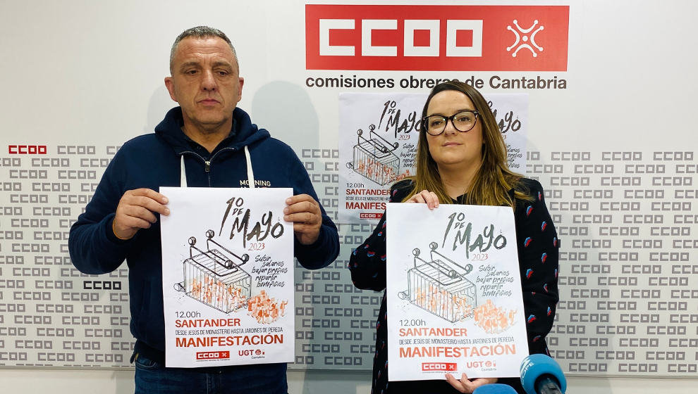 Los secretarios generales de CCOO, Rosa Mantecón, y UGT, Mariano Carmona, en la presentación de la manifestación del 1 de Mayo