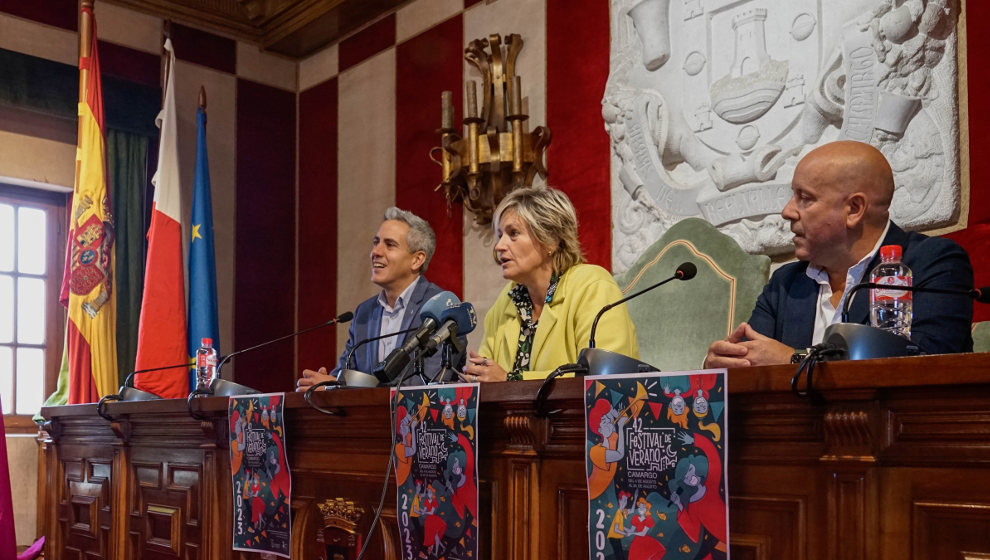 El vicepresidente y consejero de Universidades, Igualdad, Cultura y Deporte, Pablo Zuloaga, participa en la presentación del 42 Festival de Verano de Camargo.
JAIRO MARTINEZ 
17 MAY 23