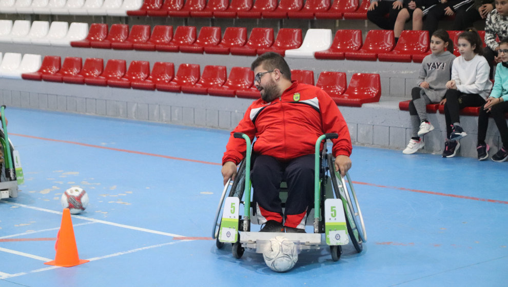 Un jugador del CD Oceja ABall Cantabria