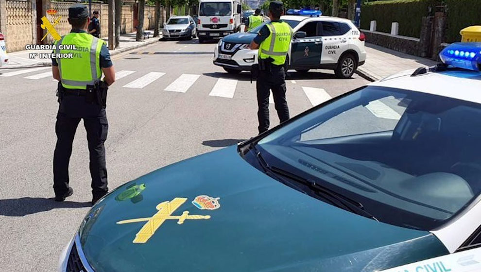 La Guardia Civil detiene a un joven por un presunto robo en Puente San Miguel