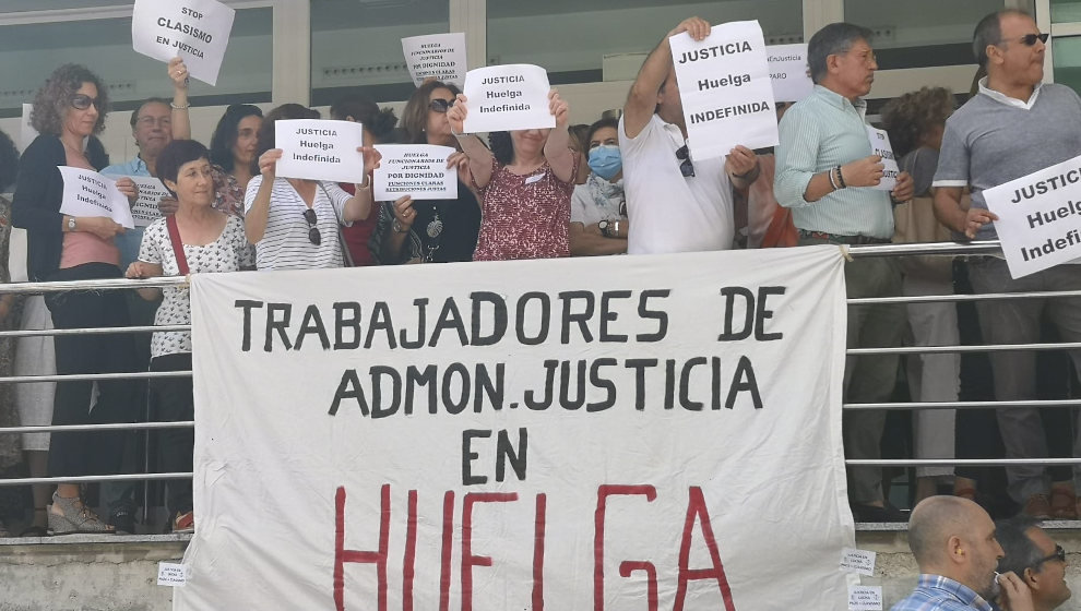 Concentración del personal de Justicia en Las Salesas