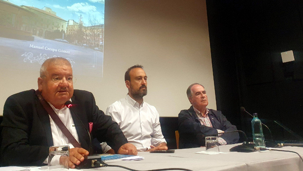 Manuel Crespo Gómez presenta su último libro 'Torrelavega. Recuerdos de la ciudad del dólar'