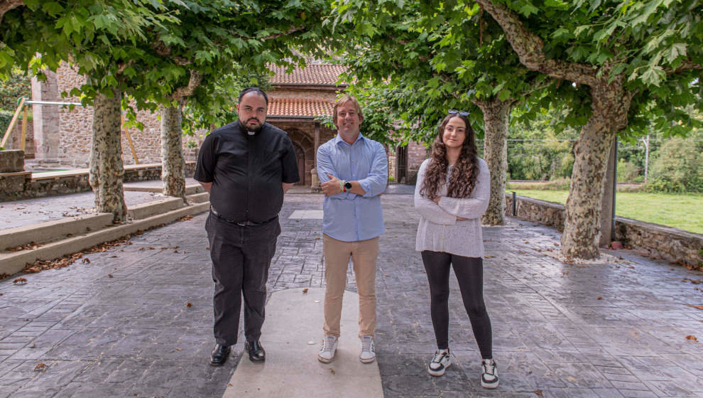 Concluye la rehabilitación del Corro de la Iglesia de Golbardo