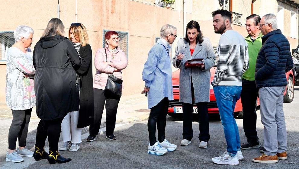 La alcaldesa de Santander, Gema Igual, en una visita al Barrio Obrero del Rey