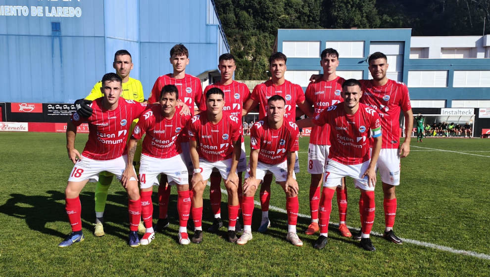 XI del Laredo en la Copa RFEF