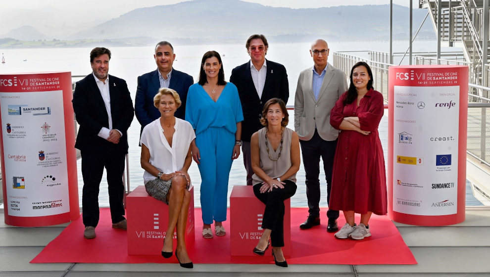 Autoridades en la presentación del Festival de Cine de Santander