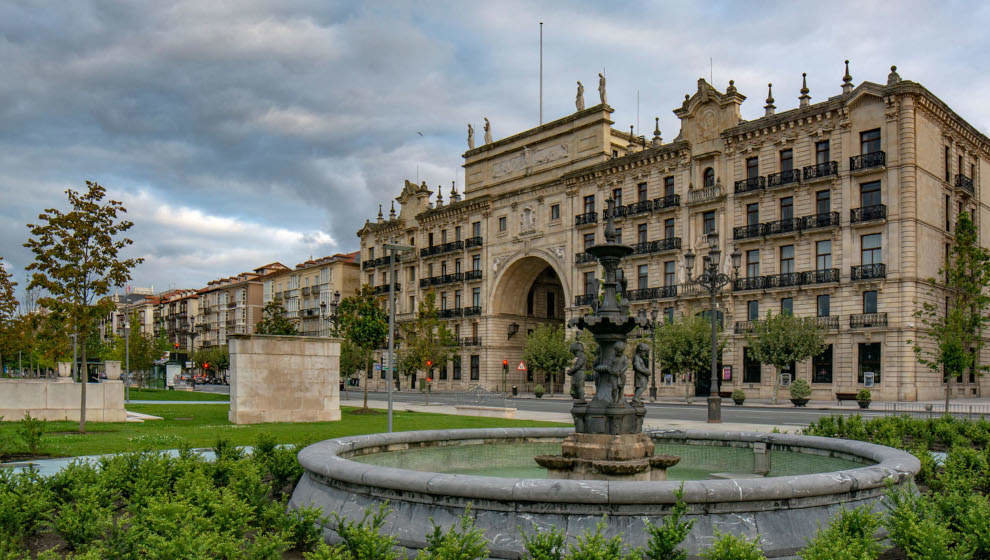 Sede del Banco Santander ubicada en la capital cántabra