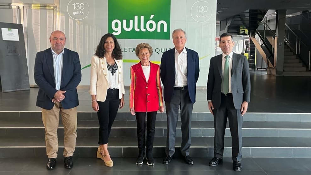 Visita institucional de Arasti a la fábrica de galletas Gullón de Aguilar de Campoo