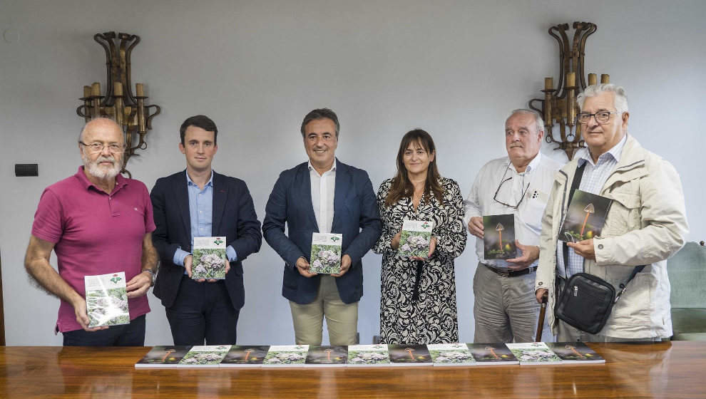 Presentación de una nueva edición de la revista micológica 'Yesca'