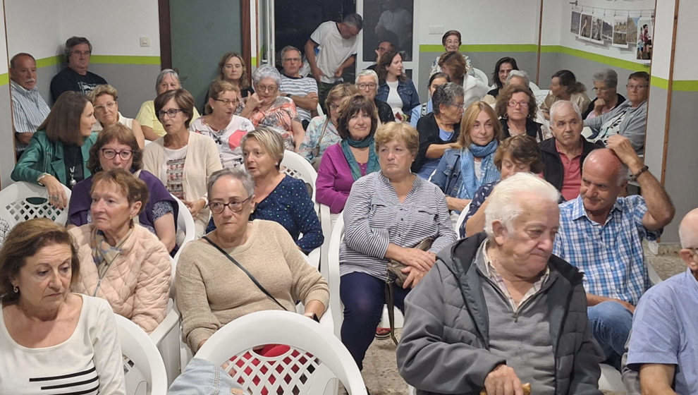 Asamblea de los vecinos de Cueto