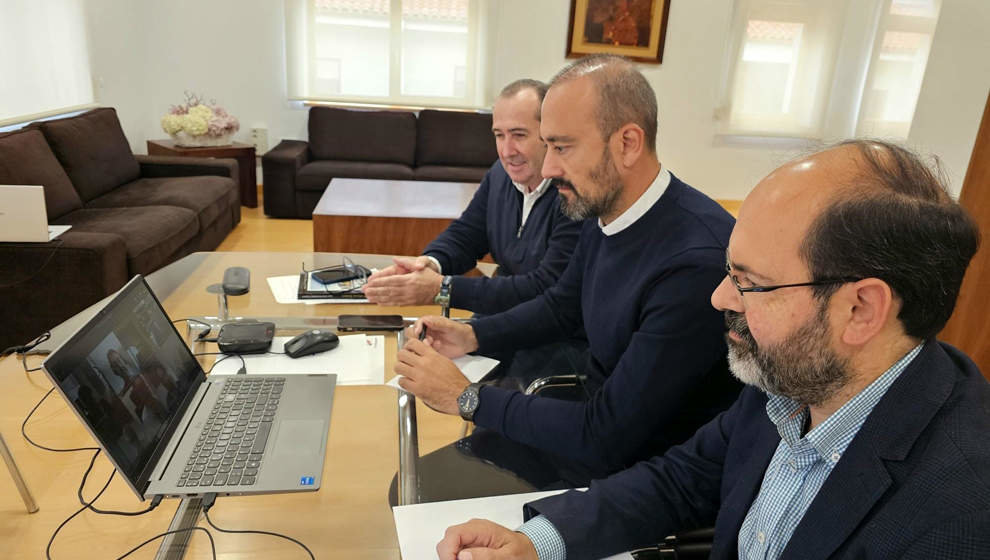 Reunión telemática de la comisión de seguimiento del soterramiento de Torrelavega