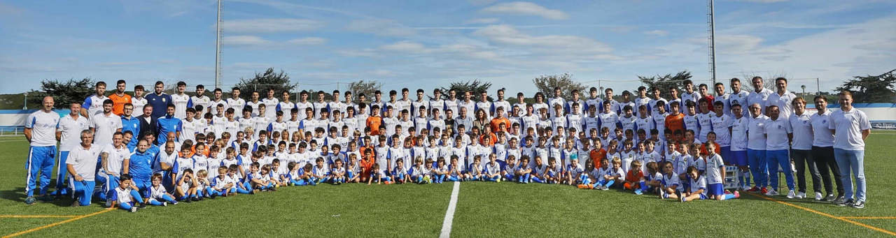 Presentación de las escuelas municipales de fútbol de Suances