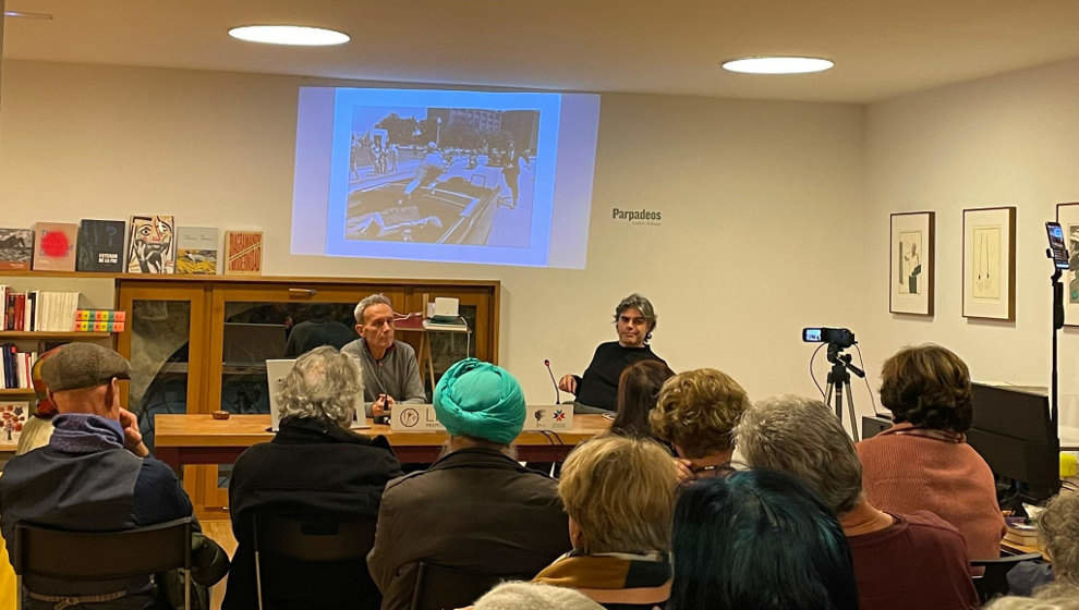 Presentación de Óscar Losa de su novela '¿Quién mató a Jackie O?' en la Librería Gil