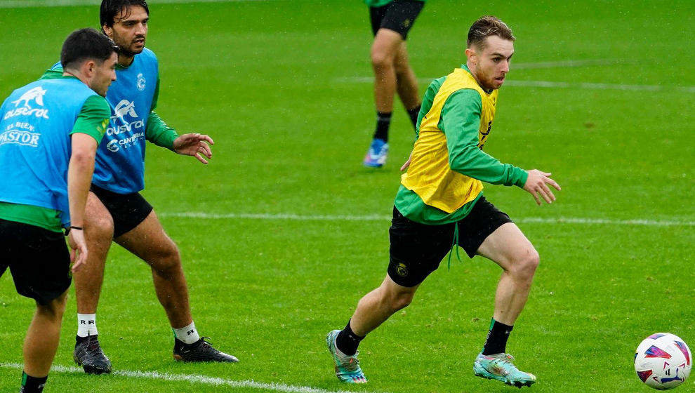 Gerard Fernández 'Peque', durante un entrenamiento del Racing