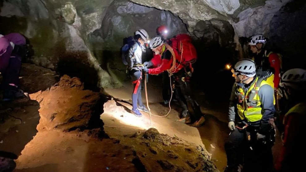 Rescate en la Vía Ferrata de La Hermida