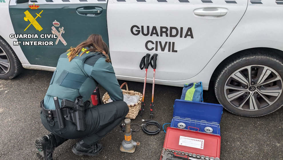 Imagen de la Guardia Civil en el lugar de los hechos