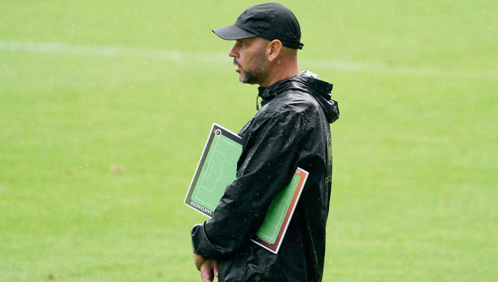 José Alberto, durante un entrenamiento del Racing