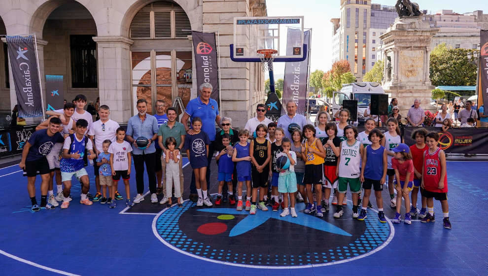 El circuito Plaza 3x3 en la Plaza Porticada de Santander