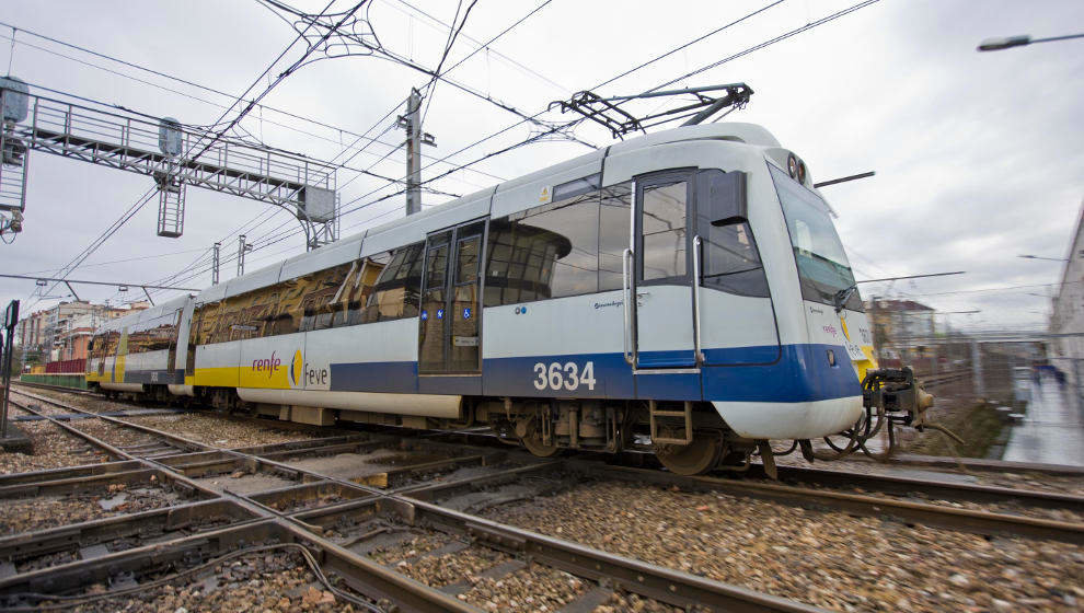 Tren de Cercanías Feve-Renfe