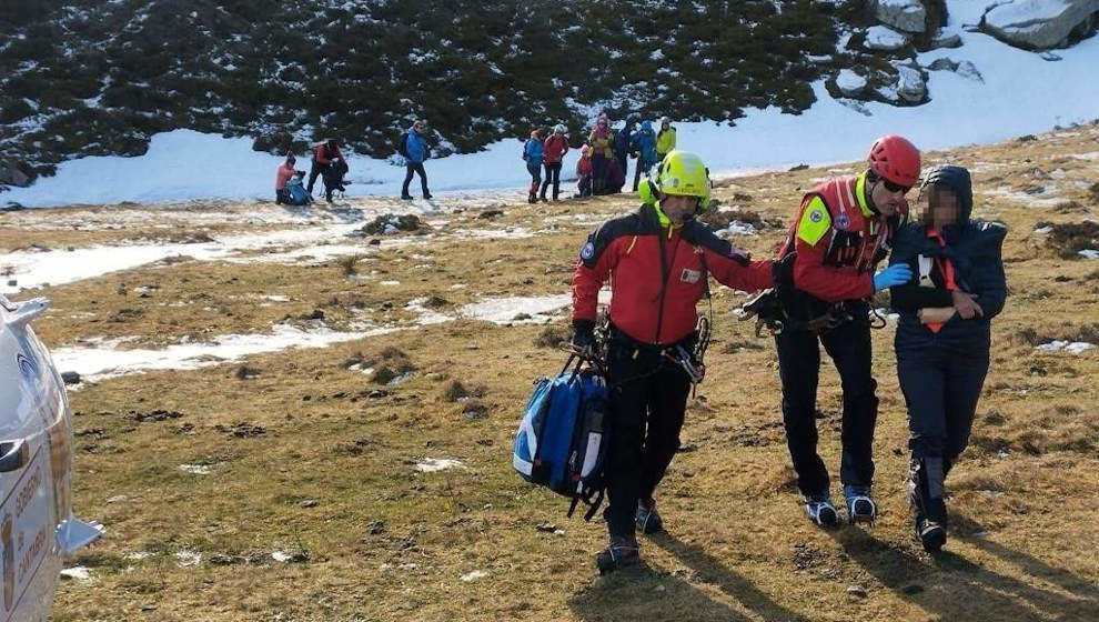 Rescate a una mujer tras fracturarse el húmero