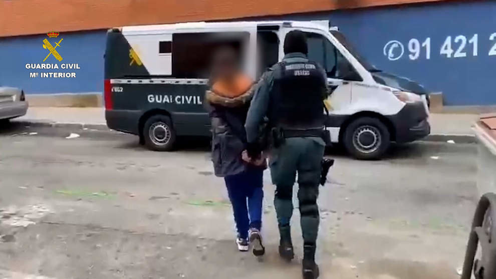 Detenido un hombre que captaba y engañaba a niños en redes sociales para generar contenido pedófilo