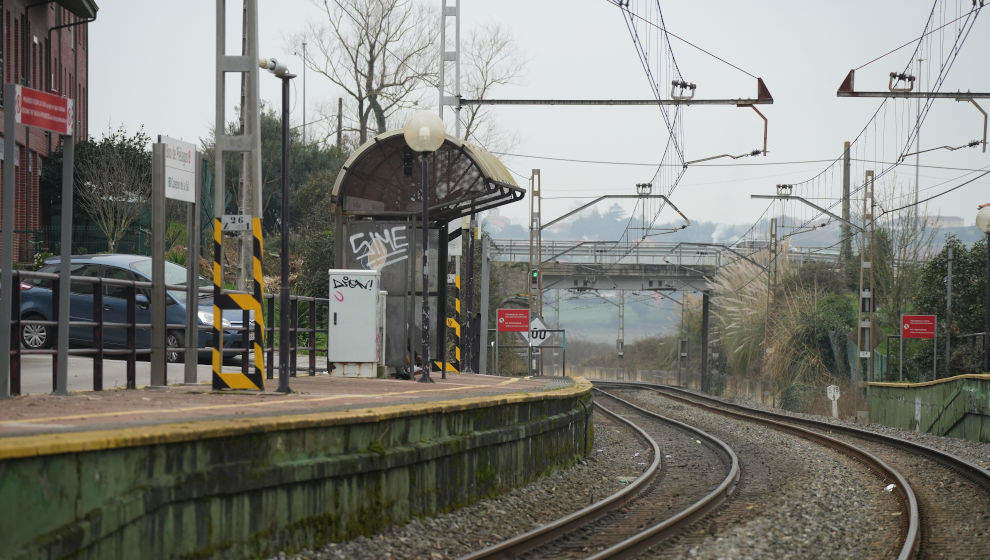 La estación de tren de Boo de Piélagos, donde ocurrieron los hechos