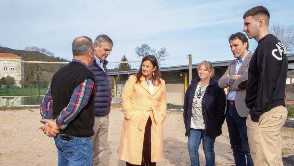 La consejera de Inclusión Social, Juventud, Familias e Igualdad, Begoña Gómez, visita el albergue Gerardo Diego de Solórzano