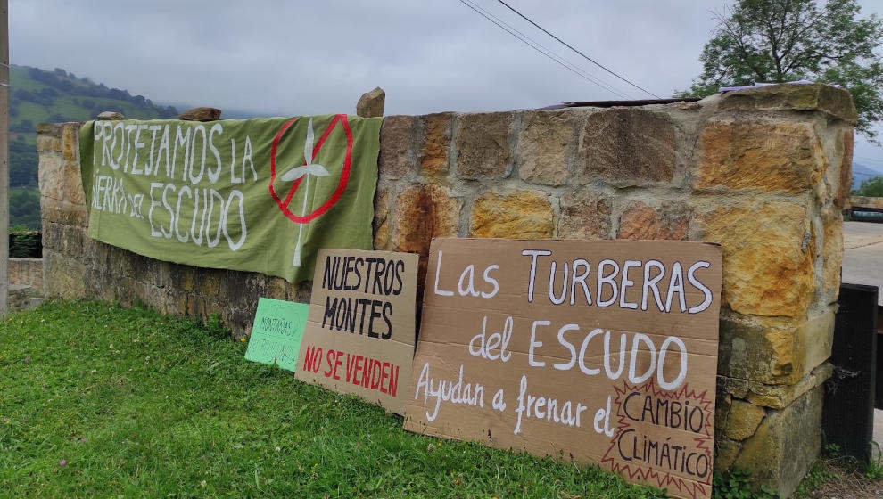 Cartel turberas en El Escudo