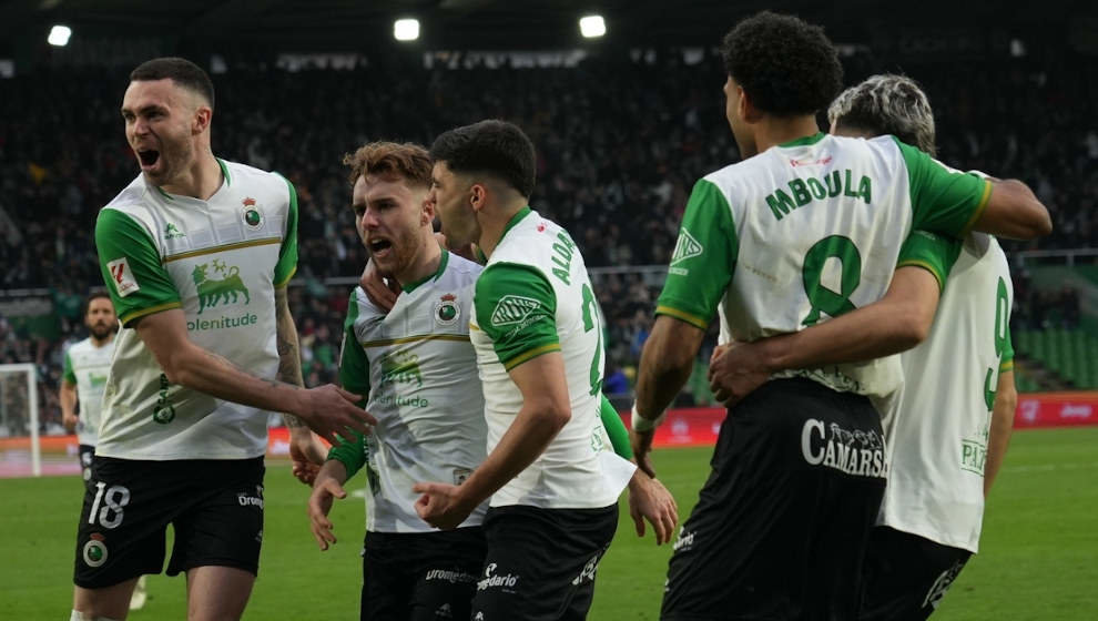 Celebración racinguista ante el Club Deportivo Leganés