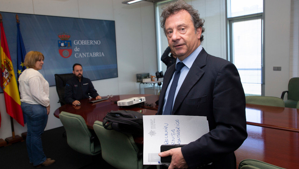 El consejero de Desarrollo Rural, Ganadería, Pesca y Alimentación, Pablo Palencia, se reúne por videoconferencia con sus homólogos de País Vasco, Asturias y Galicia
NR©
13 MAR 24