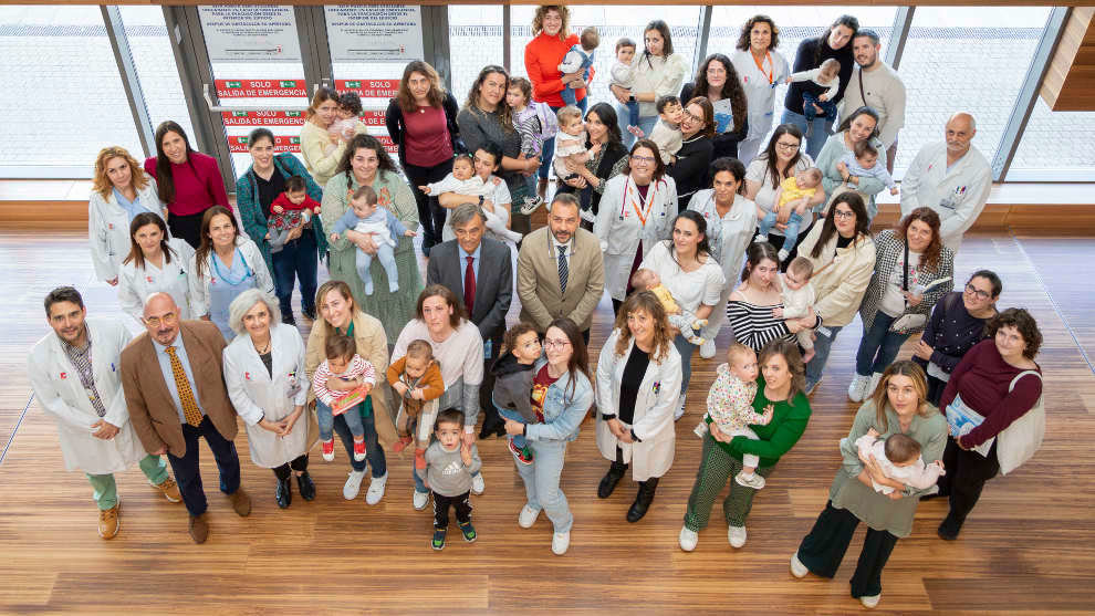 El consejero de Salud, César Pascual, clausura el acto de homenaje a las donantes de leche