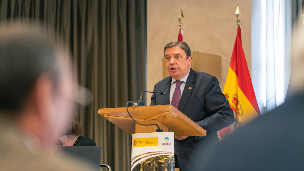 El ministro de Agricultura, Pesca y Alimentación, Luis Planas, en la clausura del Foro de Diálogo de la Ganadería Extensiva en España