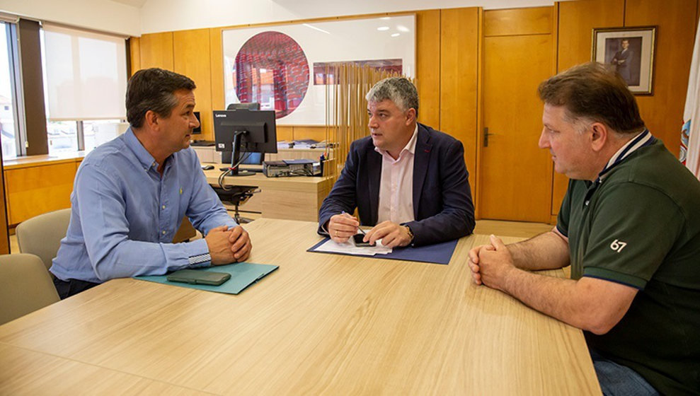 Juan Manuel Cuevas, Luis Ángel Agüeros y José Luis Vera durante la reunión celebrada en la Consejería