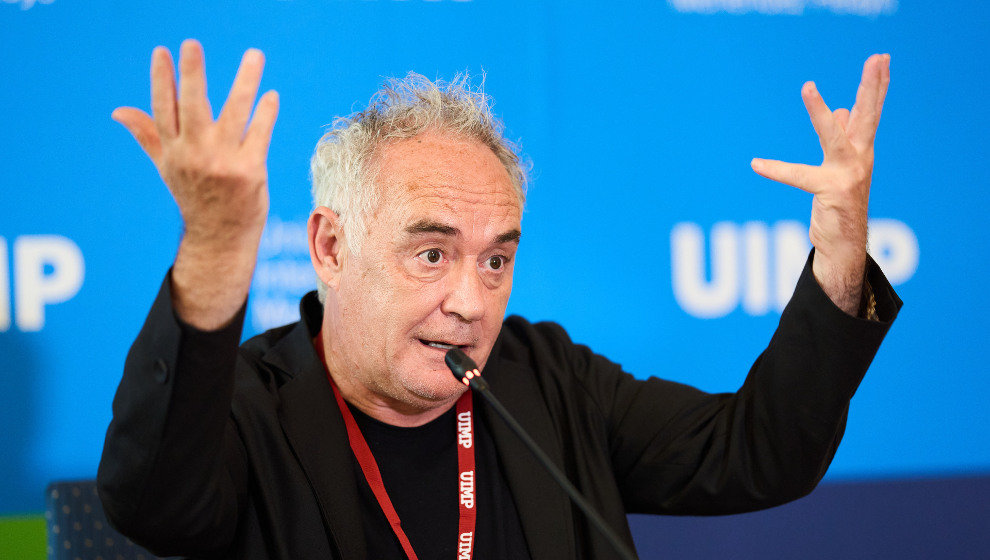 El chef Ferran Adrià, en la UIMP | Foto:  Juanma Serrano