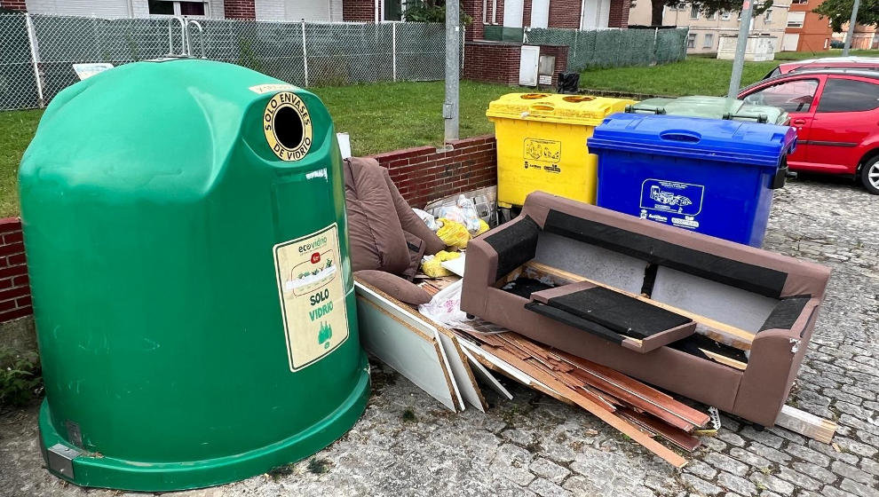 Acumulación de basura en Astillero