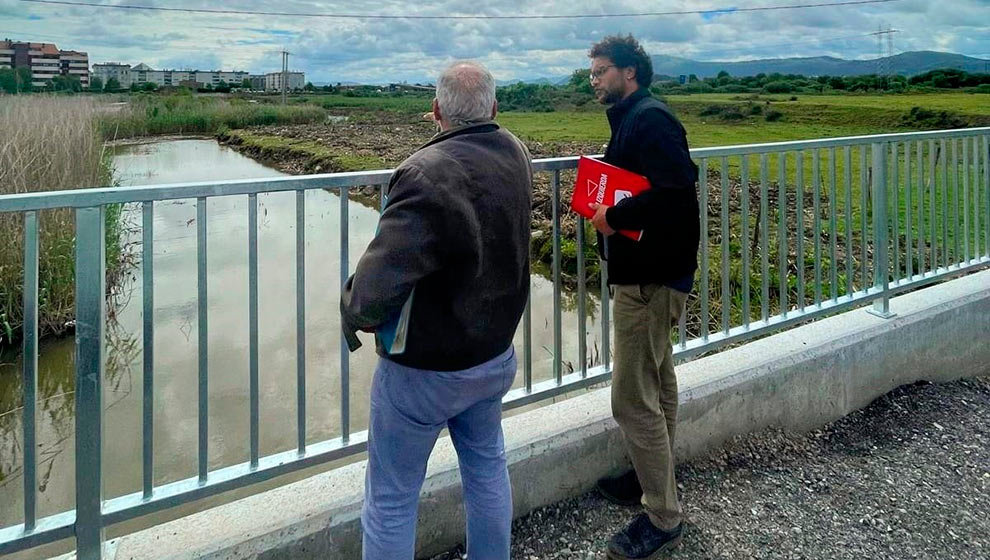 Martínez en una visita reciente al barrio Santiago el Mayor.