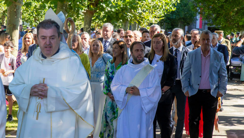 La presidenta de Cantabria, María José Sáenz de Buruaga, asiste a la festividad de la Virgen Bien Aparecida