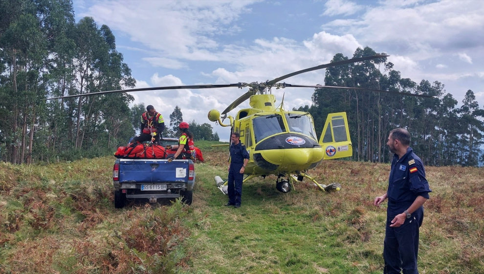 Rescatado un ciclista de 59 años con un fuerte golpe en la cabeza en Castro Urdiales