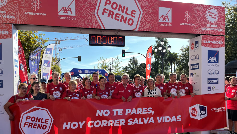 La carrera solidaria 'Ponle freno' de Santander bate récord de participación, con mas de mil corredores. 