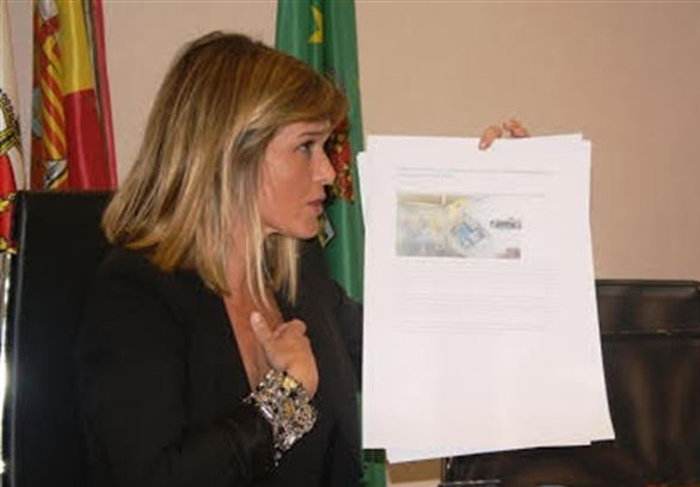 La alcaldesa de Piélagos, Verónica Samperio, anuncia el proyecto