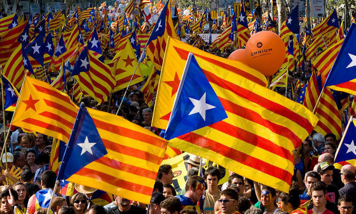 Las elecciones catalanas abren un nuevo escenario político en España