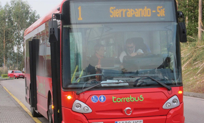 El transporte público en Torrelavega será gratuito varios días de Navidad