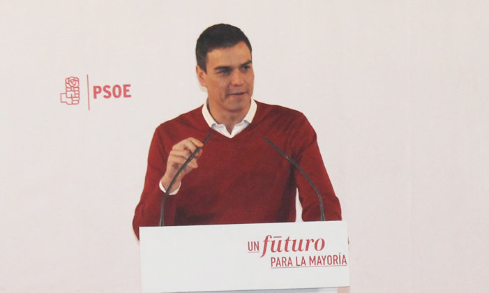 El secretario general del PSOE, Pedro Sánchez, durante su intervención en la comida-mítin