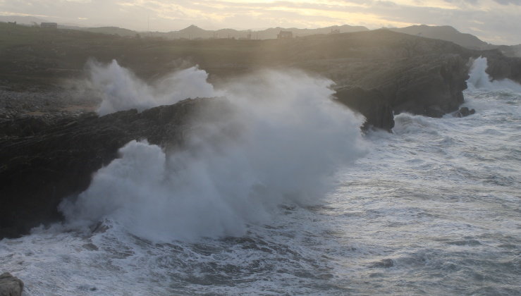 Cantabria estará en alerta roja por fenómenos costeros