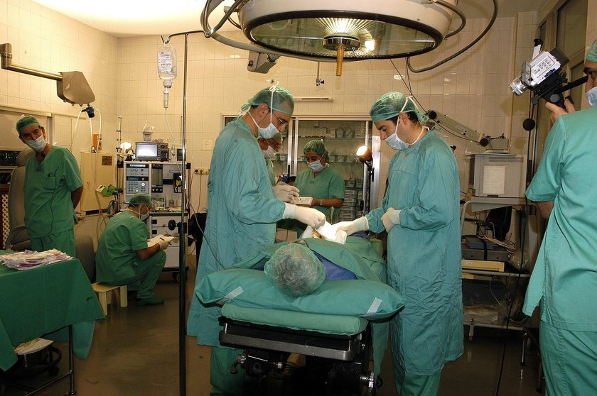 El Gobierno quiere reducir la lista de espera quirúrgica a menos de 90 días