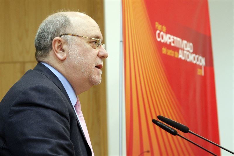 El consejero de Economía y Hacienda de Cantabria, Juan José Sota