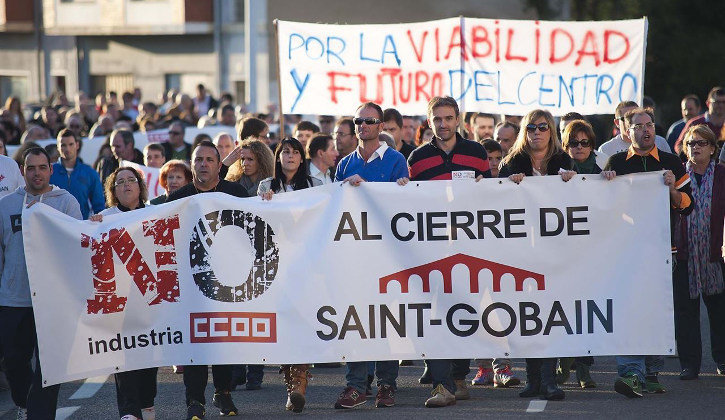 Los trabajadores de Saint-Gobain han luchado para que no se produzca el cierre de la fábrica en Cantabria